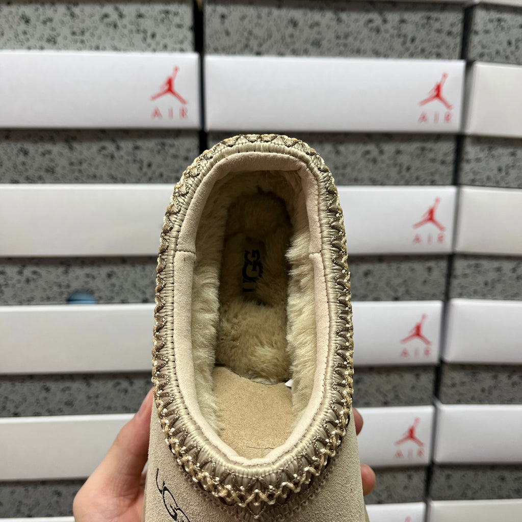 UGG Low-Profile Slip-On Slippers – Mustard Seed | 5955
