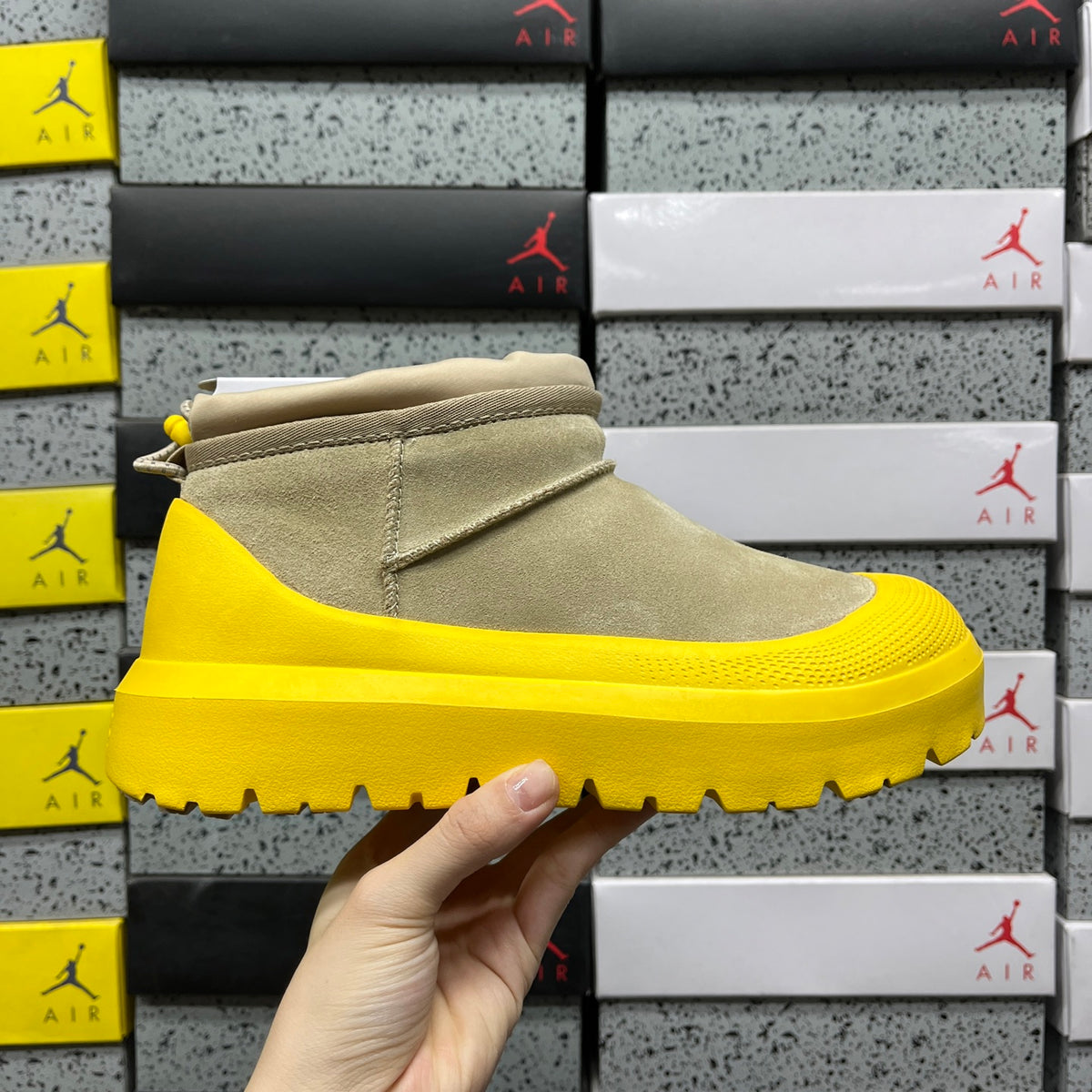 UGG Tasman Slip-On Boots – Sand & Yellow