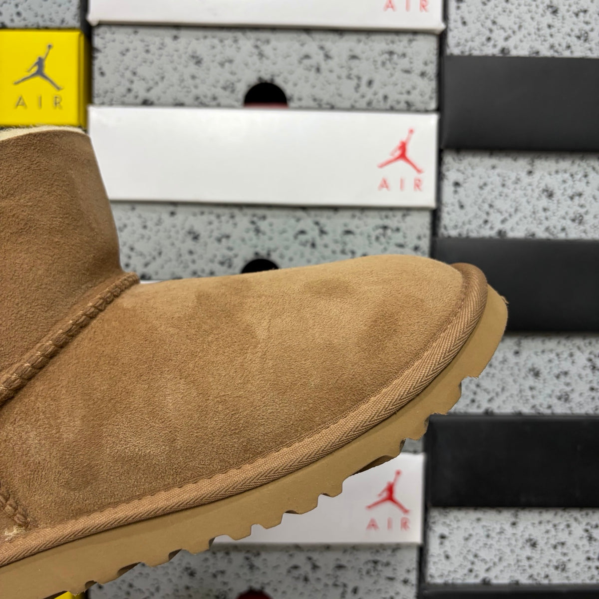 UGG Button-Detail Short Boots – Chestnut