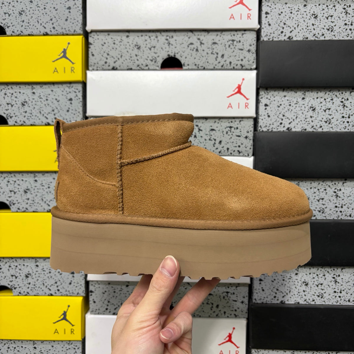 UGG Ultra Mini Platform Boots – Chestnut, 5 cm