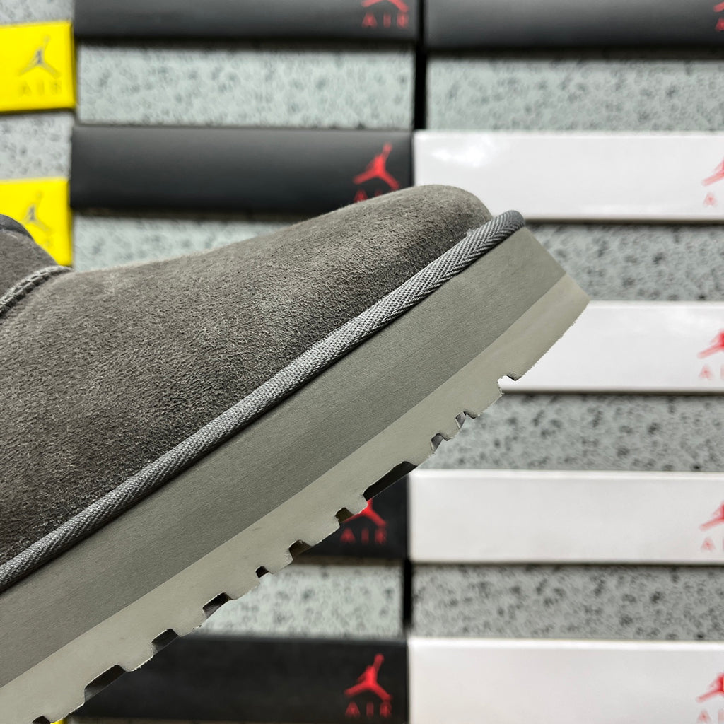 UGG Ultra Mini Platform Boots – Grey