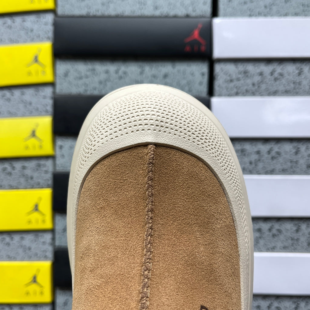 UGG Chunky Slip-On Shoes – Chestnut & Cream