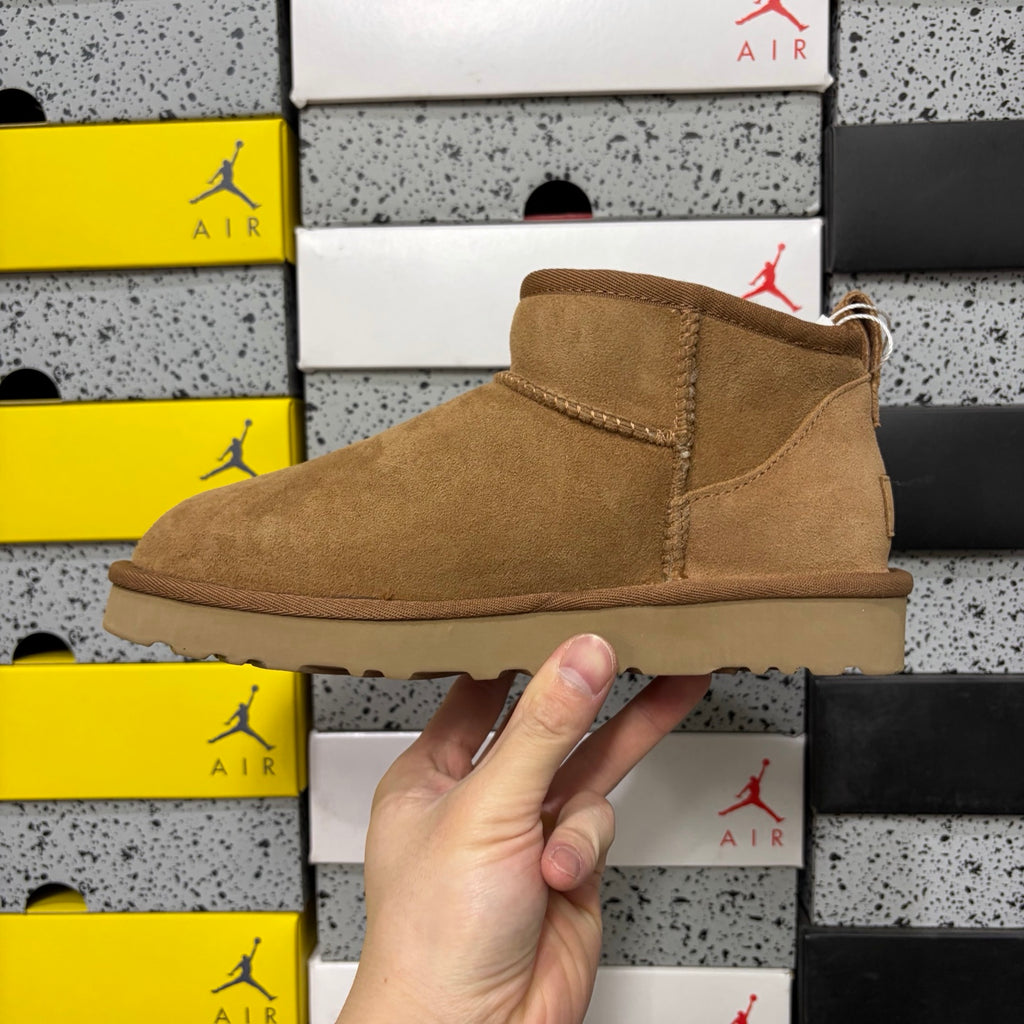 UGG Mini Ankle Boots – Chestnut | W1116109