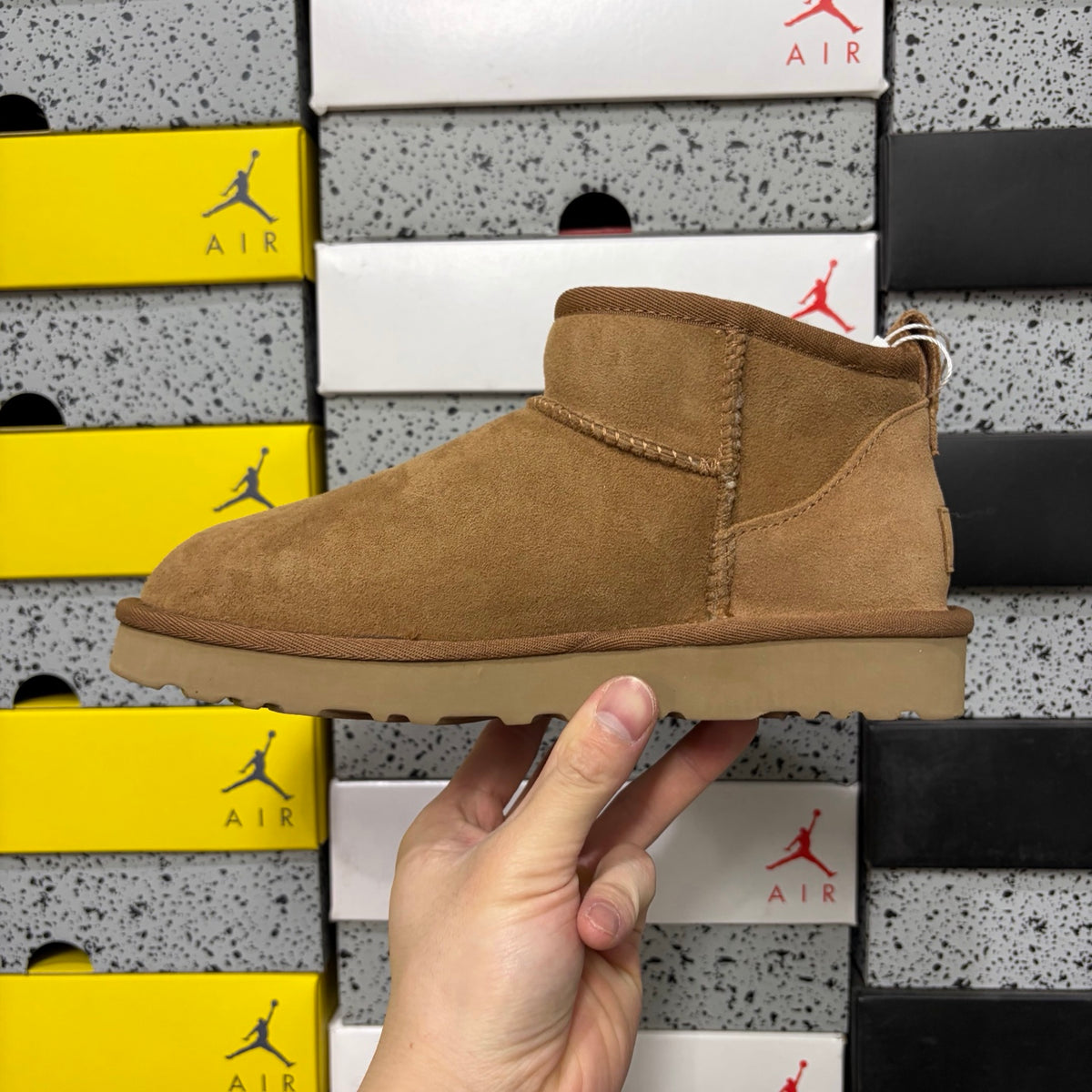 UGG Mini Ankle Boots – Chestnut | W1116109
