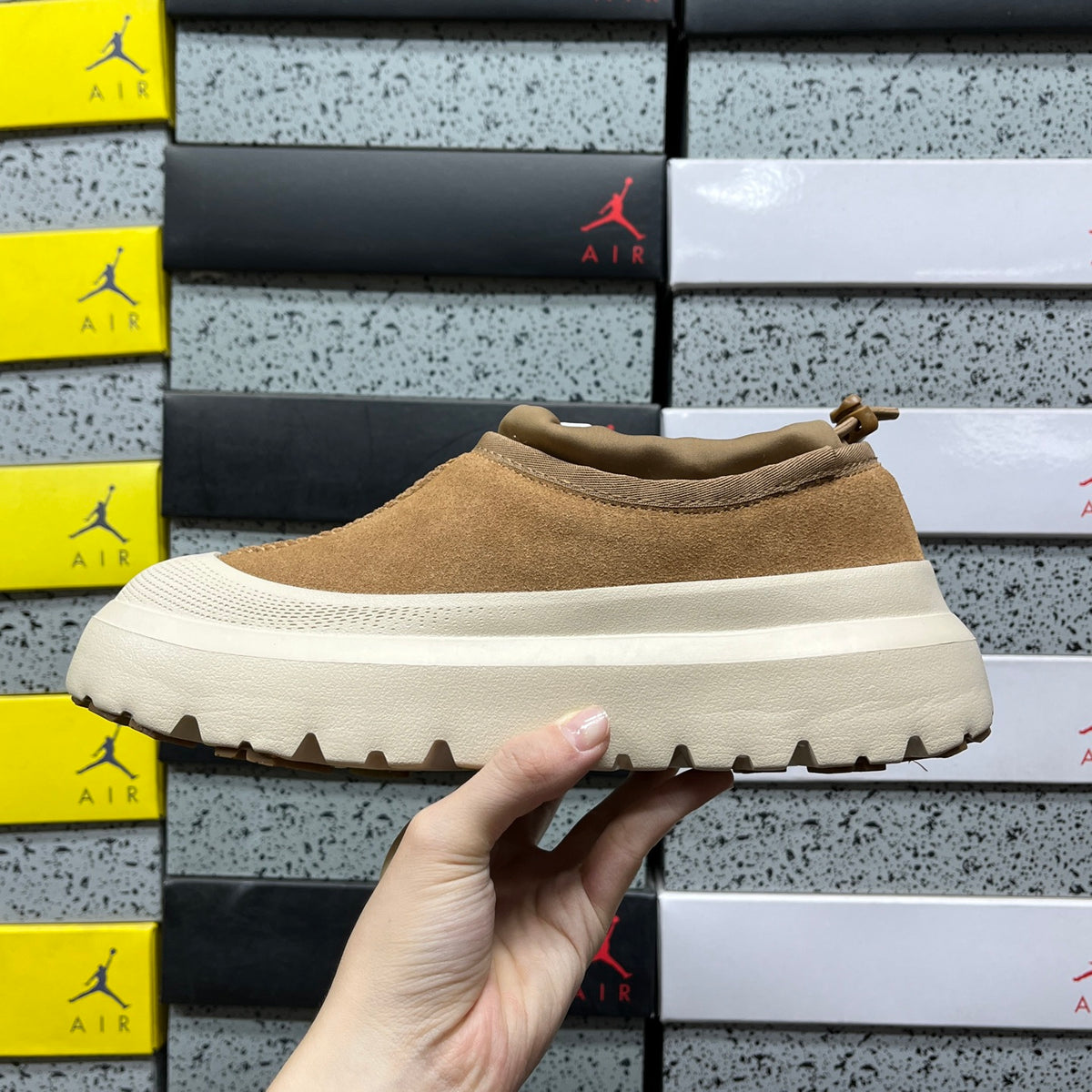 UGG Chunky Slip-On Shoes – Chestnut & Cream