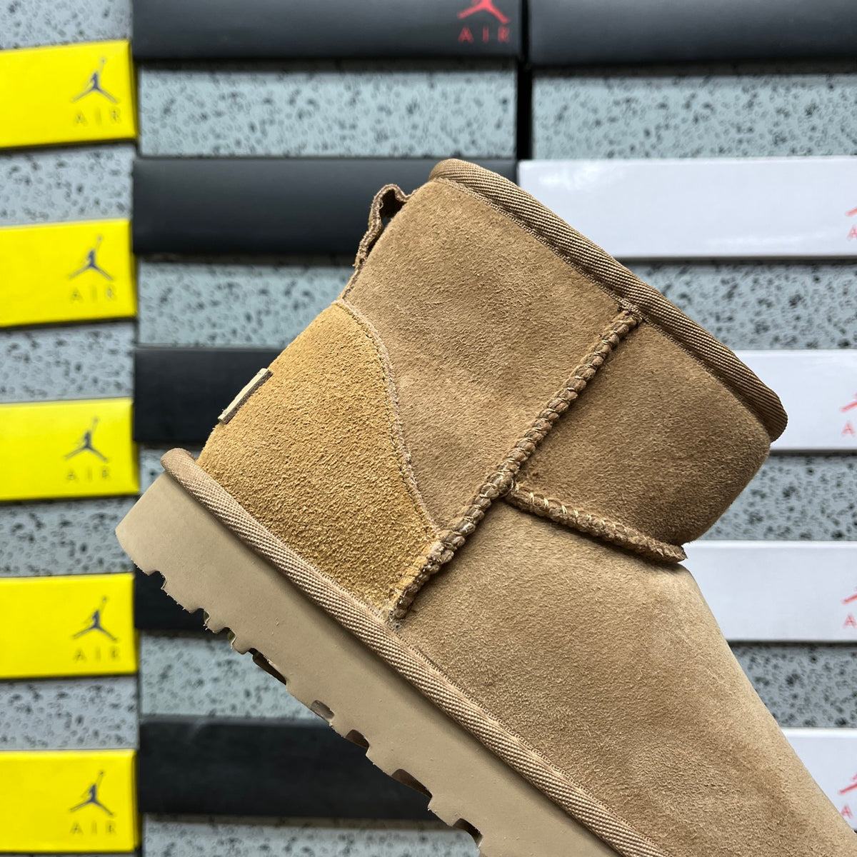 UGG Classic Mini Boots – Chestnut