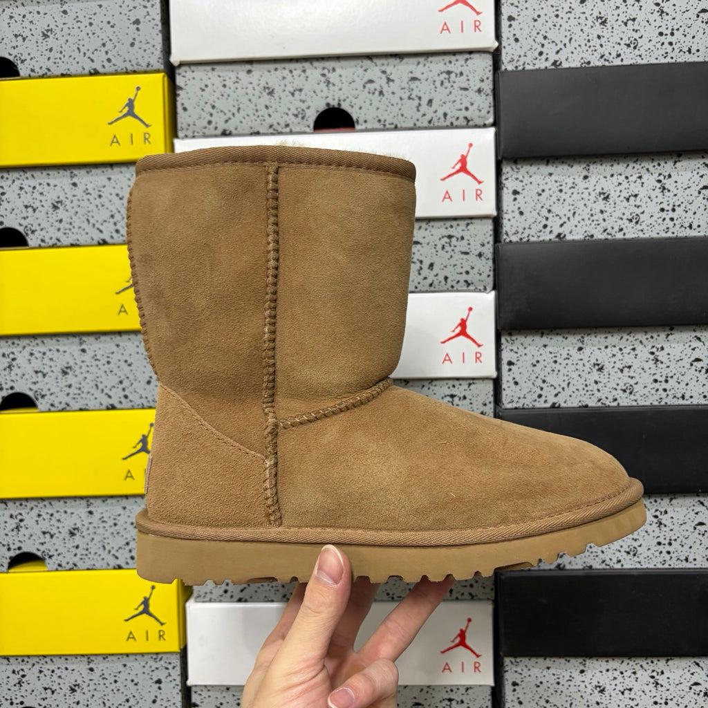 UGG Classic Tall Boots – Chestnut