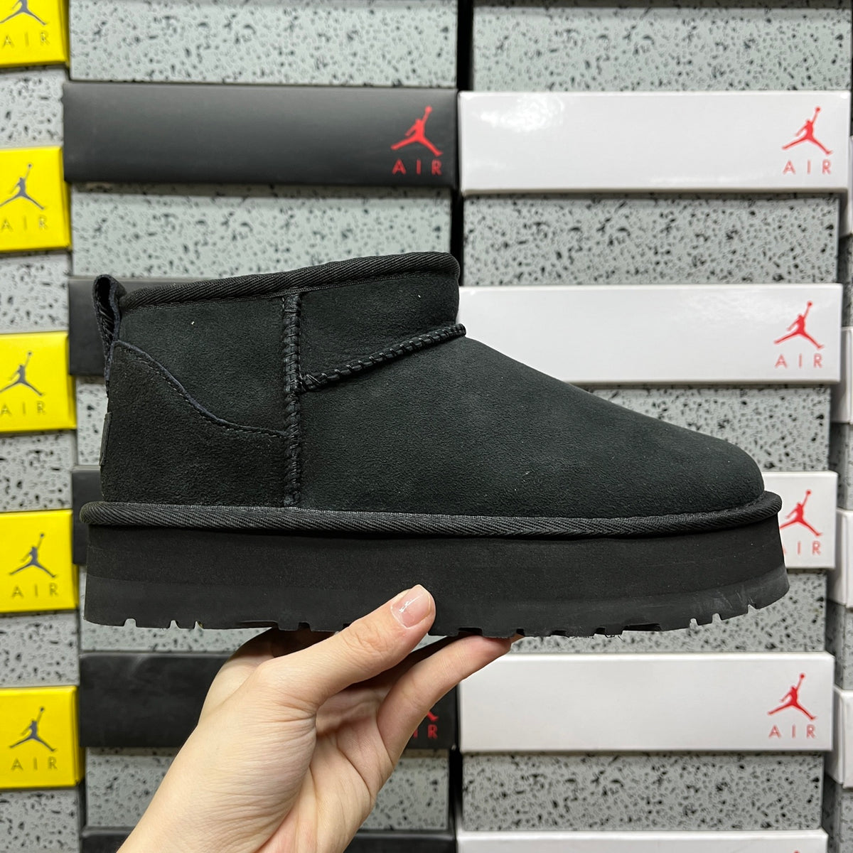 UGG Ultra Mini Platform Boots – Black