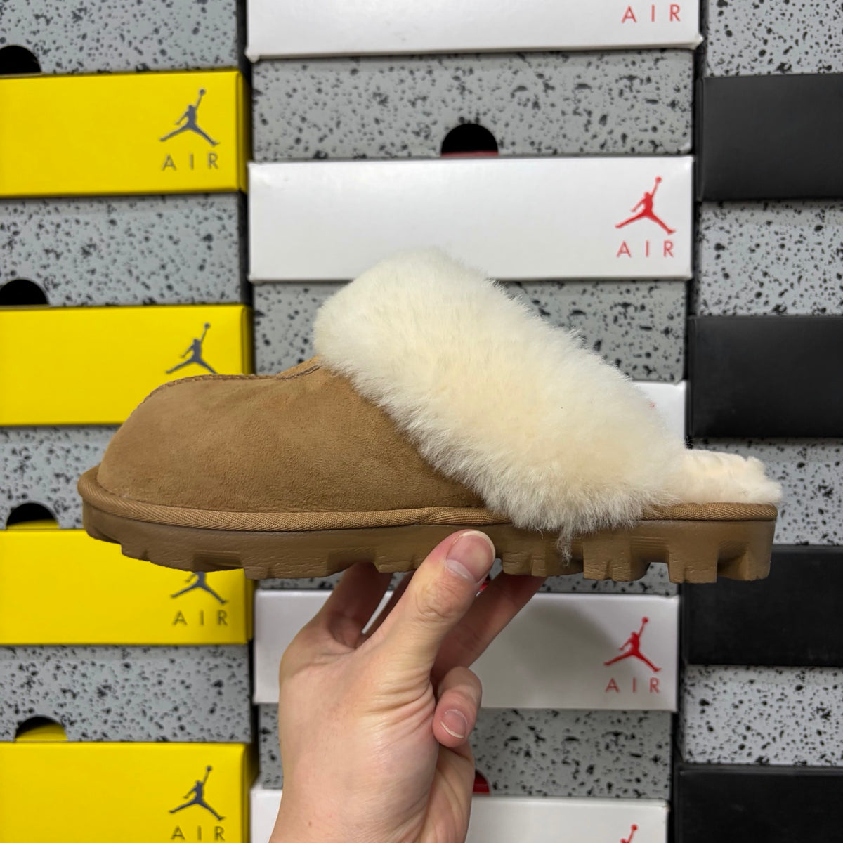 UGG Fluffy-Collar Mule Slippers – Chestnut | 5125