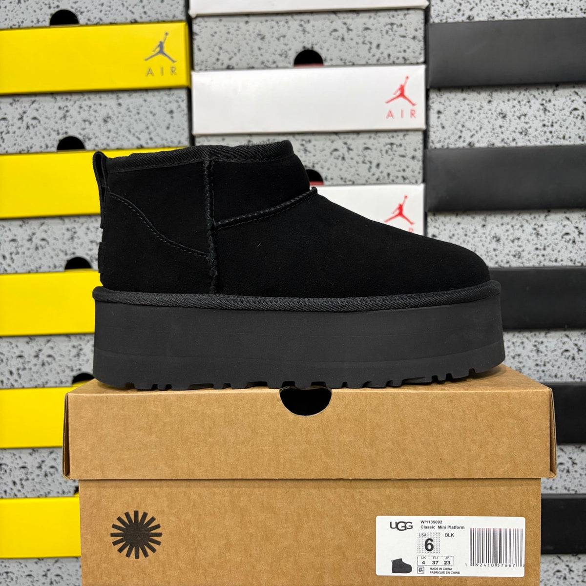 UGG Ultra Mini Platform Boots – Black, 5 cm