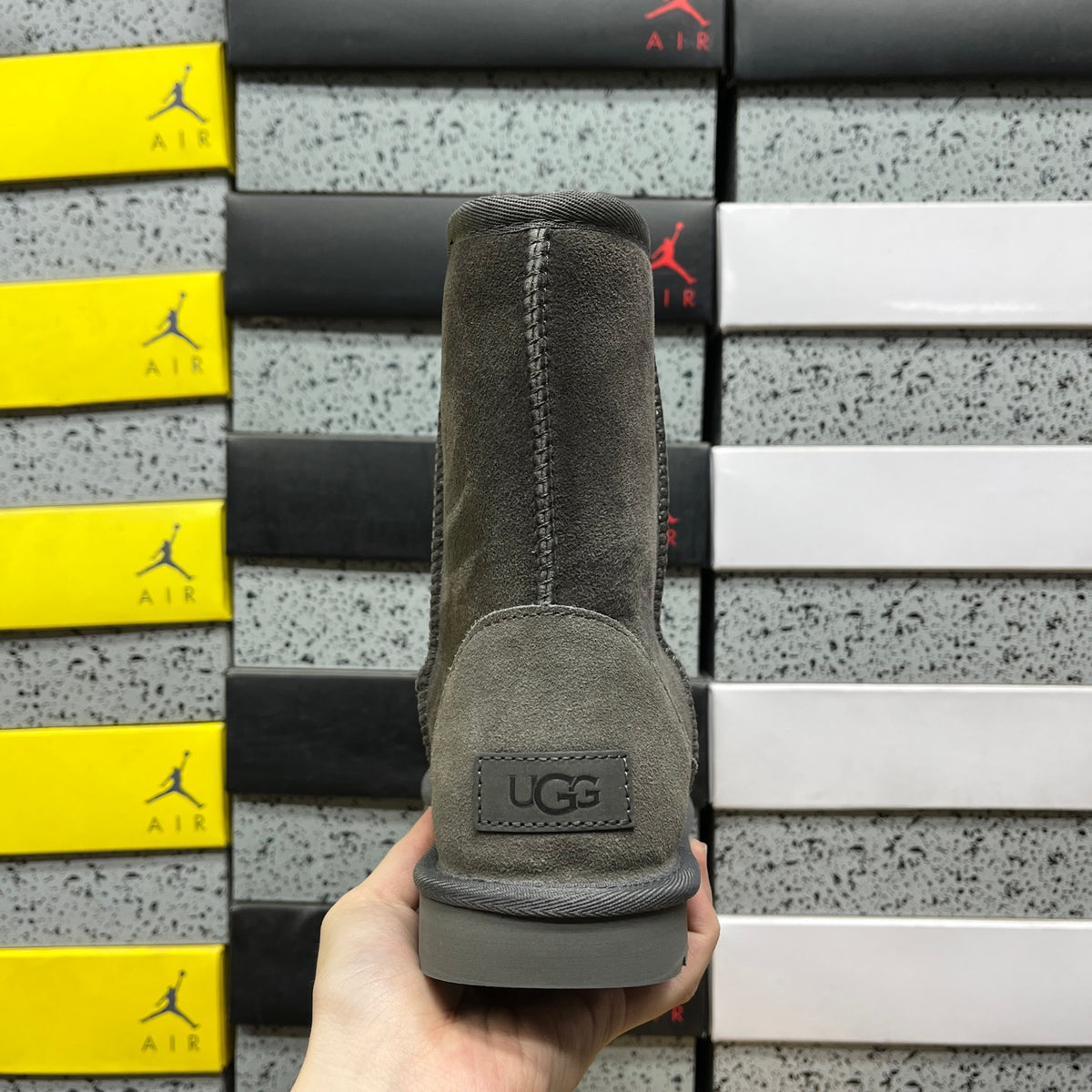 UGG Classic Short Boots – Grey