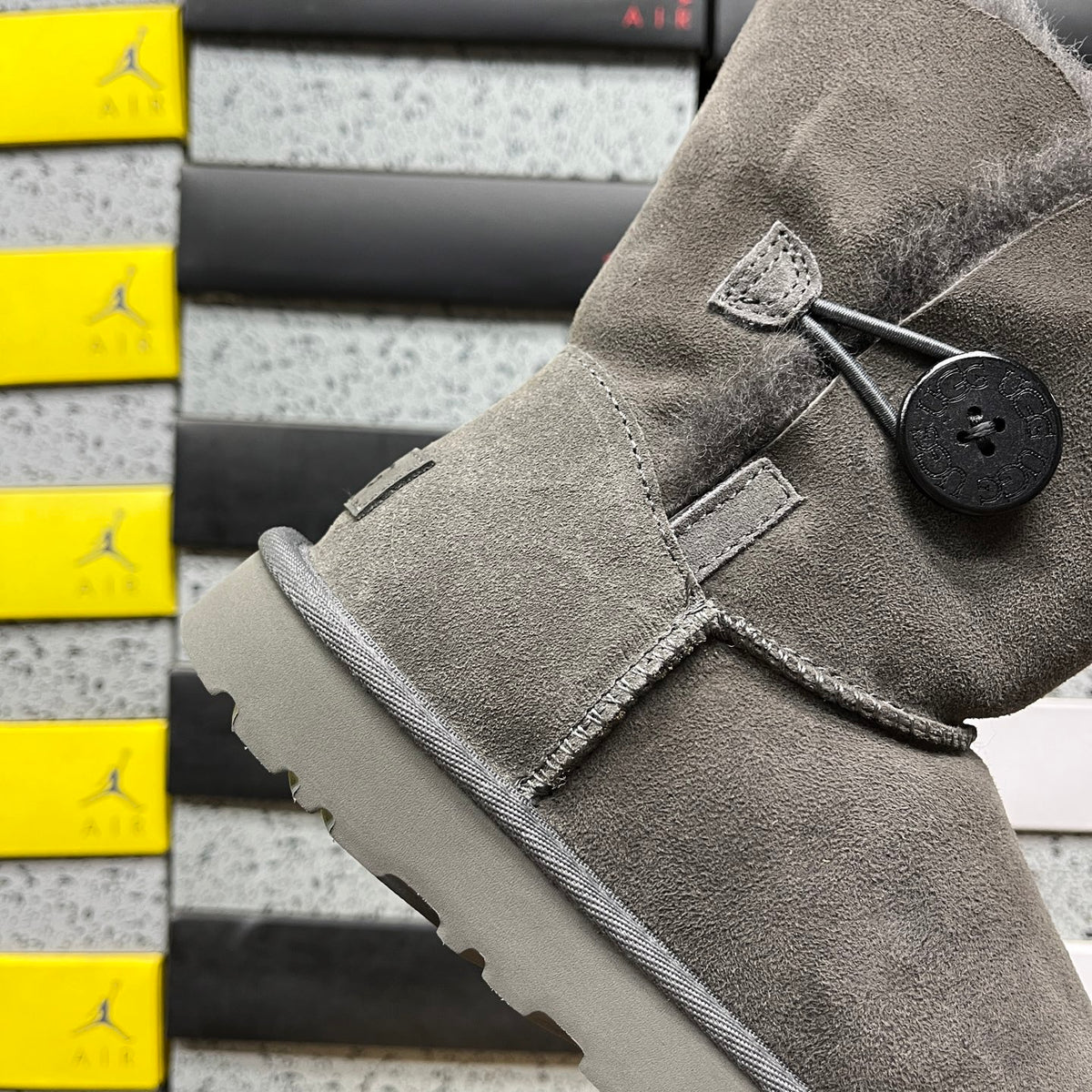 UGG Bailey Button II Boots – Grey