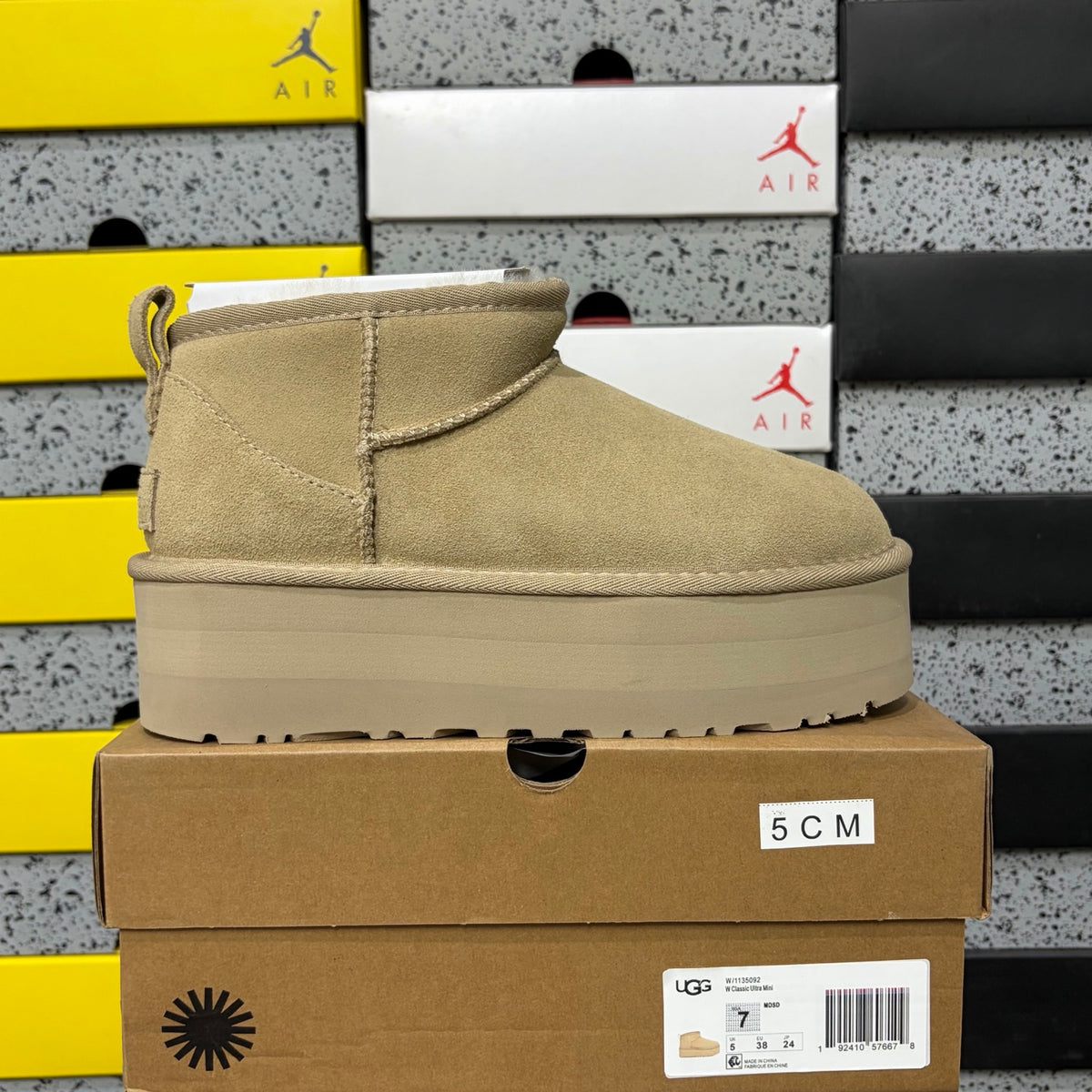 UGG Ultra Mini Platform Boots – Light Olive, 5 cm