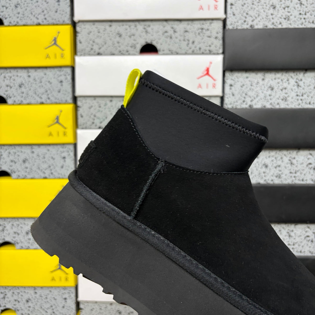 UGG Chunky-Sole Ankle Boots – Black | 817