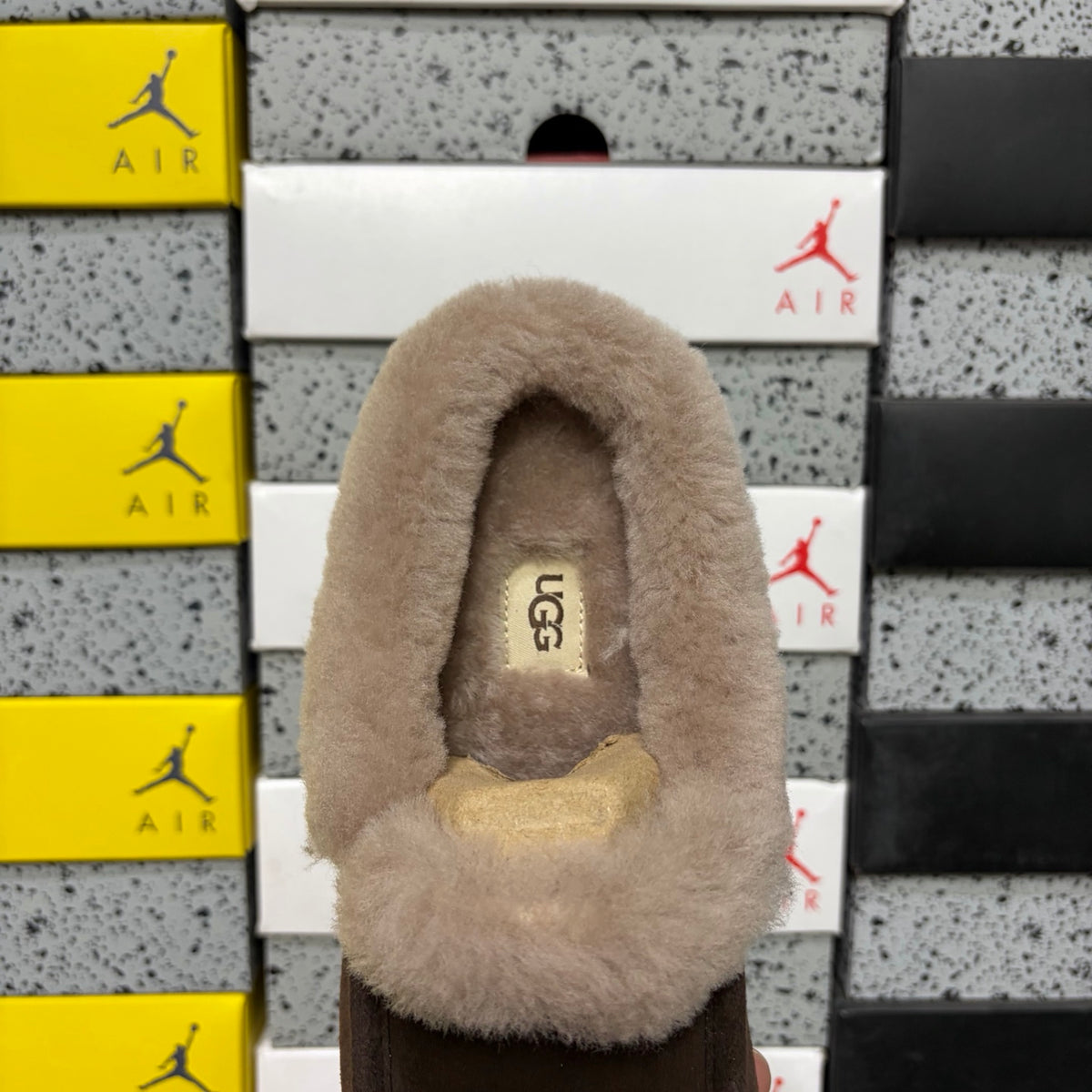 UGG Fluffy-Collar Moccasin Slippers – Cocoa | W1171391