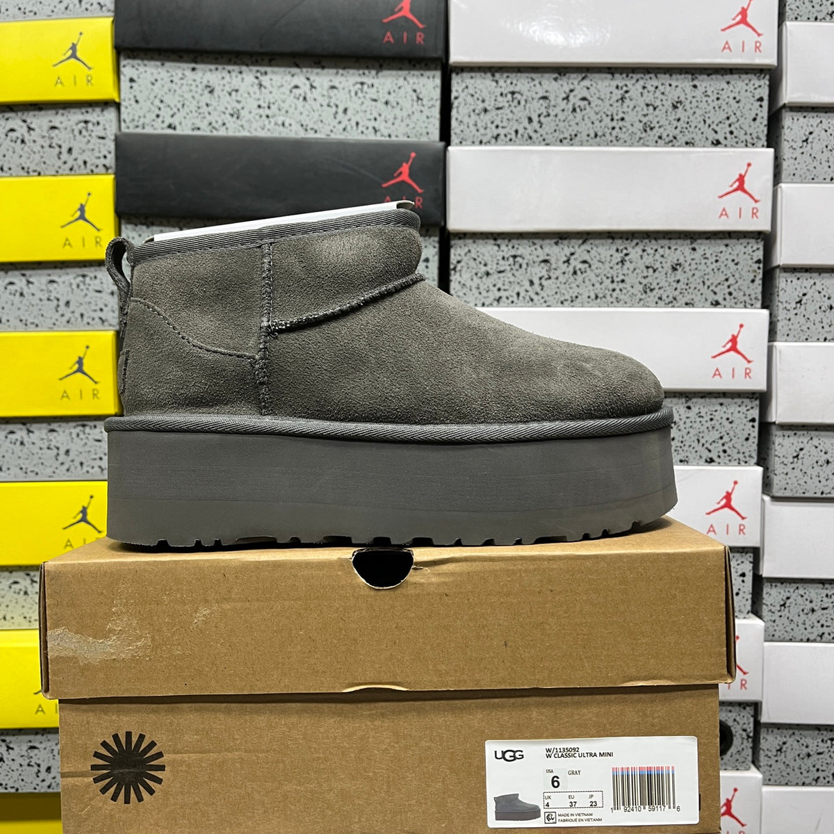 UGG Ultra Mini Platform Boots – Grey
