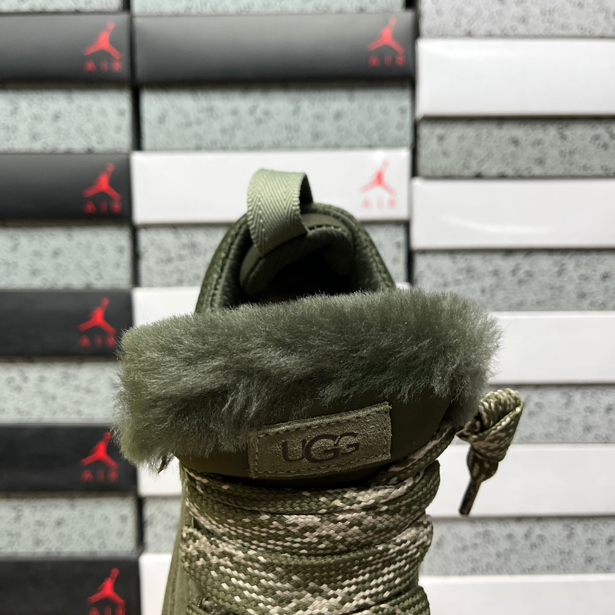 UGG Lowmel Lace-Up Shoes – Moss Green