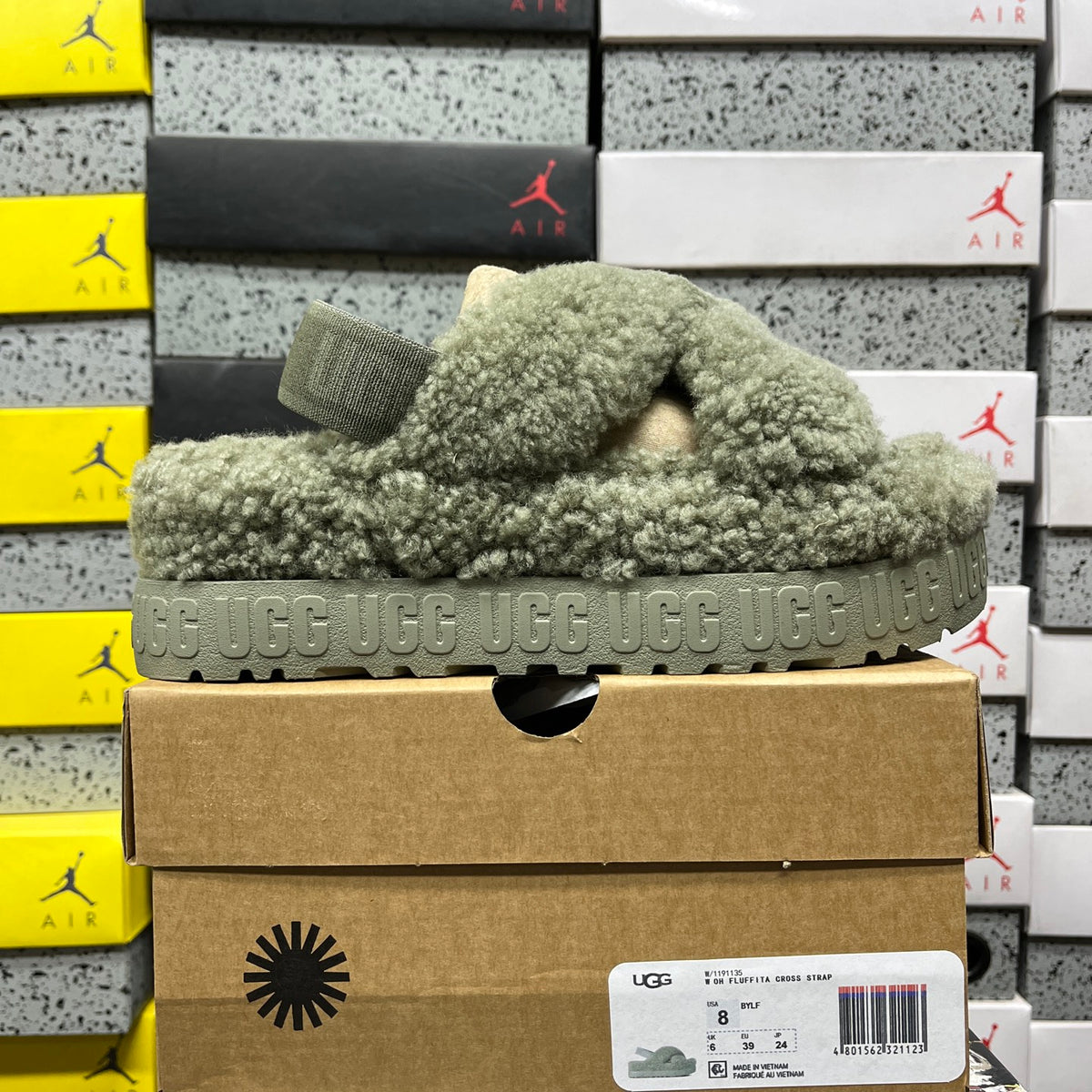 UGG Fluffy Cross-Strap Platform Slippers – Green | 1191135