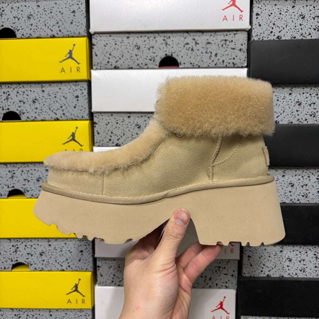 UGG Lace-Up Platform Ankle Boots – Sand | W1171532