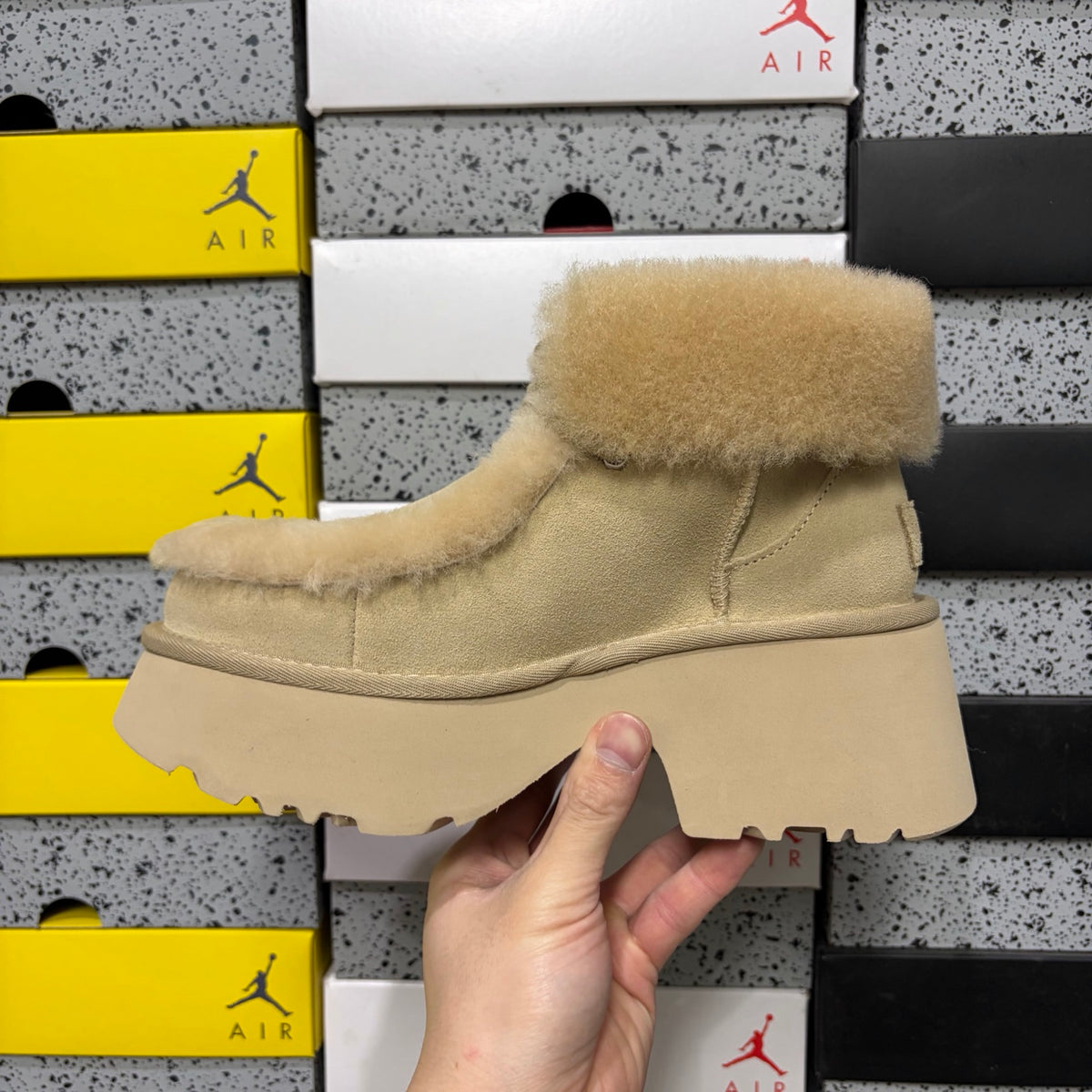 UGG Lace-Up Platform Ankle Boots – Sand | W1171532