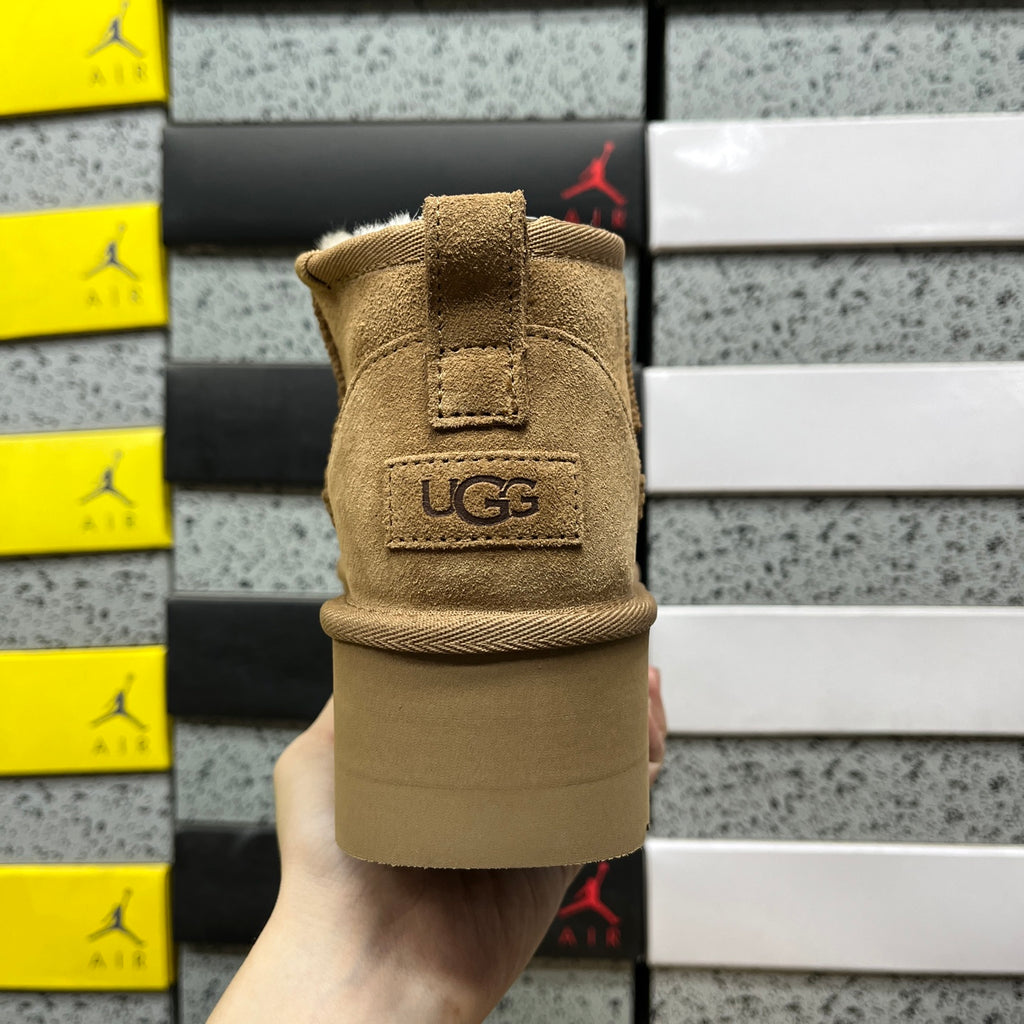 UGG Ultra Mini Platform Boots – Chestnut