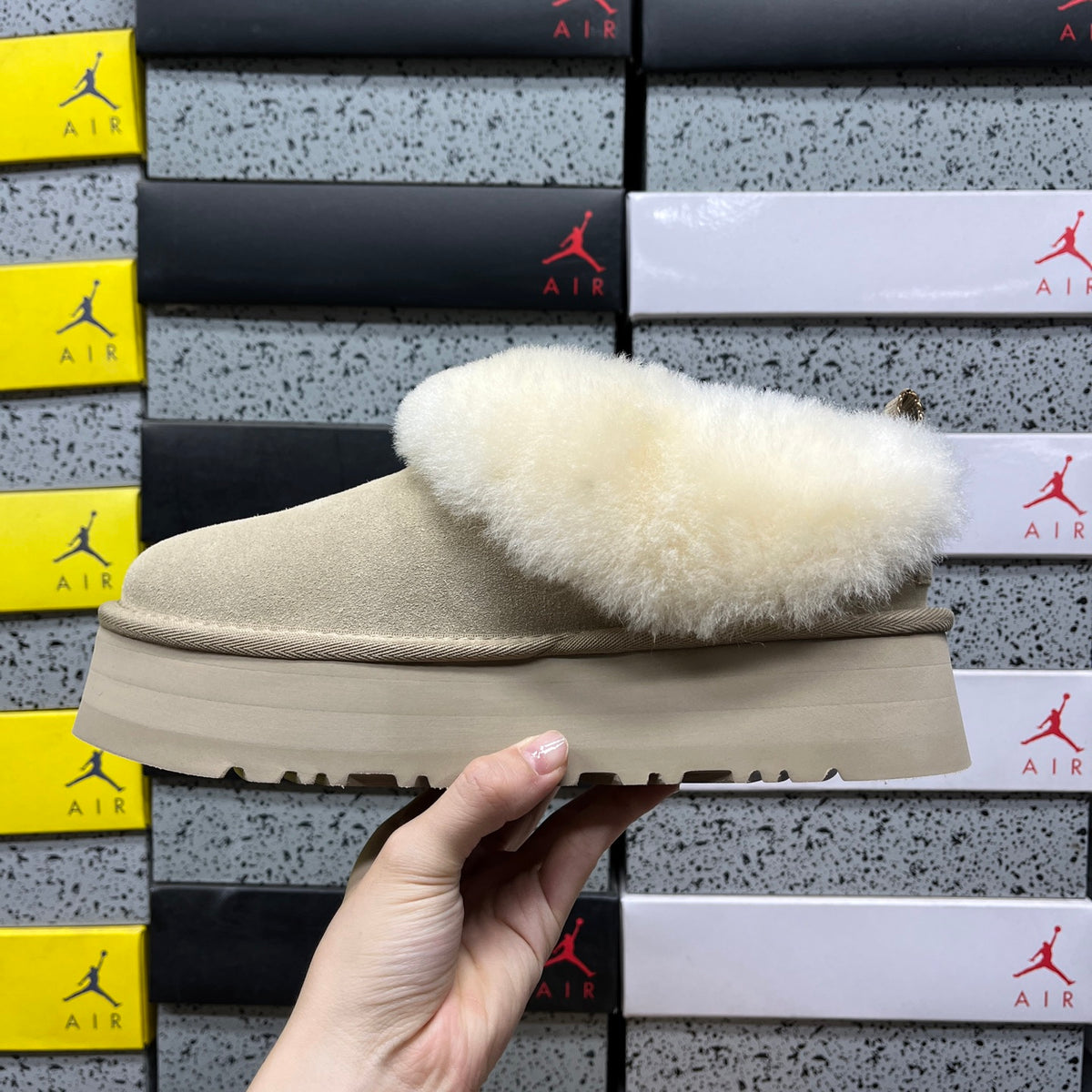 UGG Boots – Sand | Style 1171393