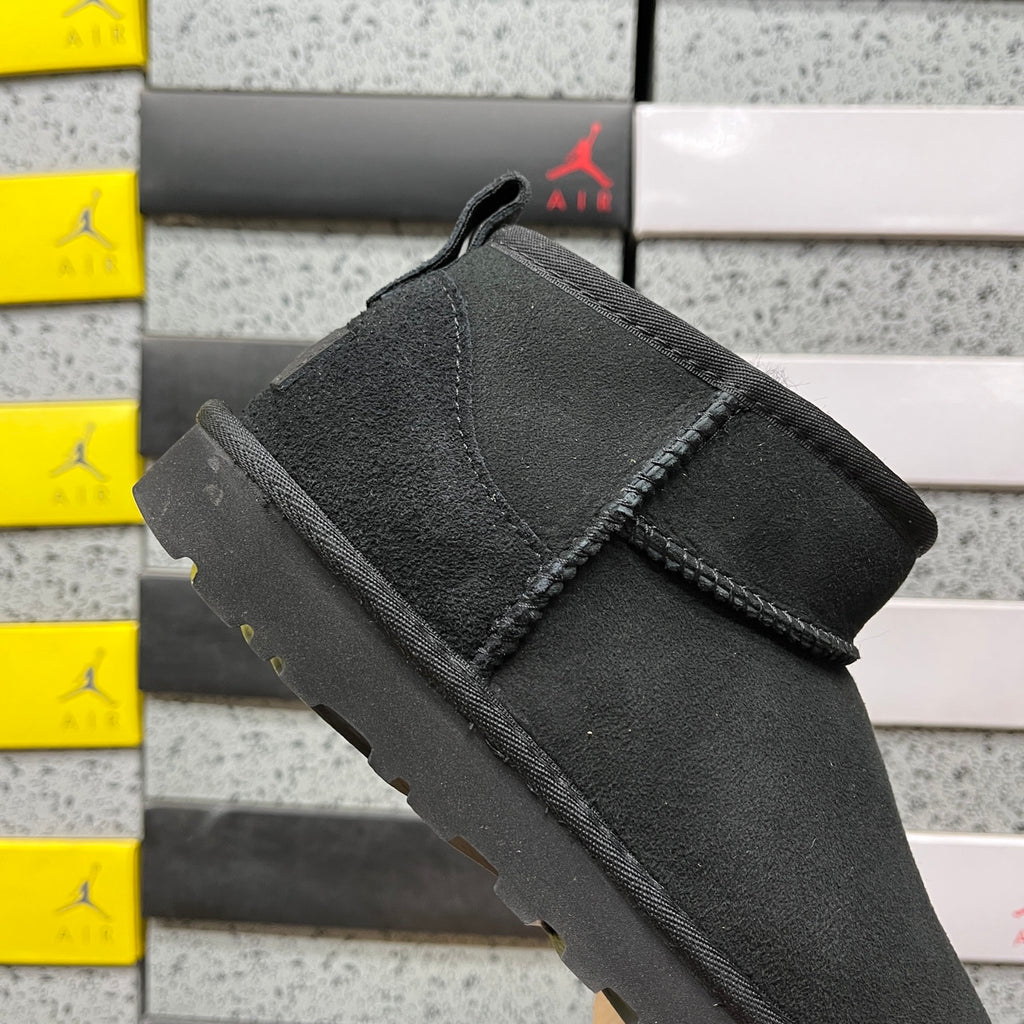 UGG Classic Ultra Mini Boots – Black