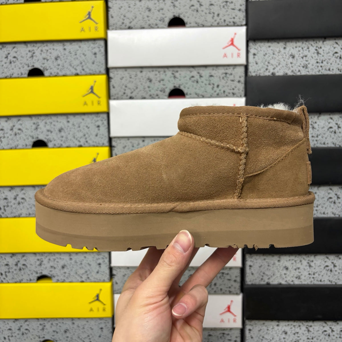 UGG Ultra Mini Platform Boots – Chestnut, 3 cm