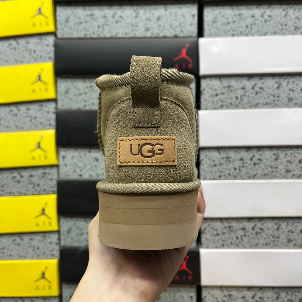 UGG Ultra Mini Platform Boots – Antelope Brown