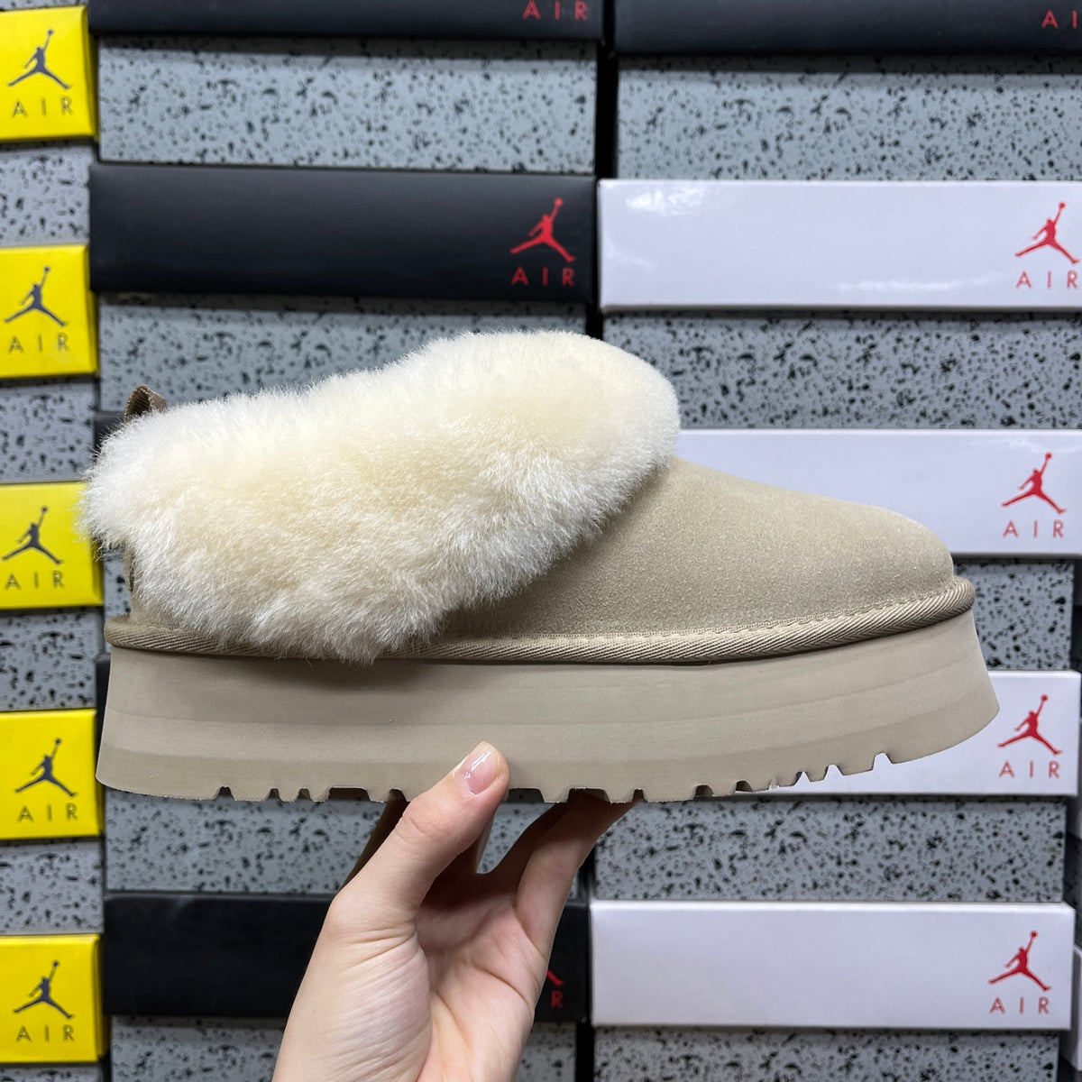 UGG Boots – Sand | Style 1171393