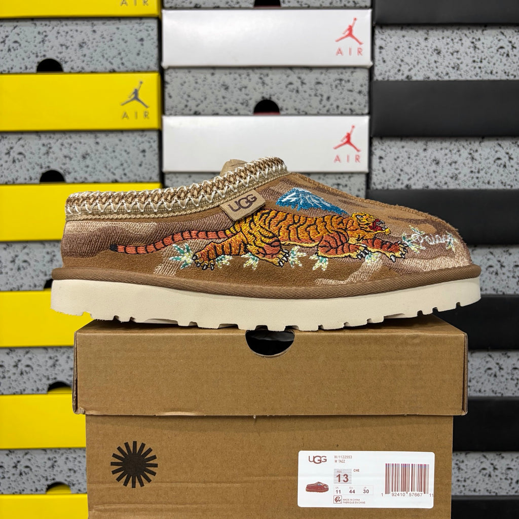 UGG Dragon & Tiger Embroidered Slip-On Shoes – Chestnut | 2553