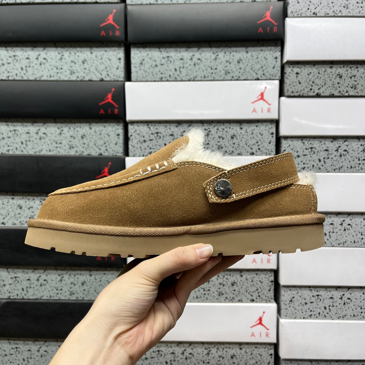 UGG Buckle-Strap Clogs – Chestnut