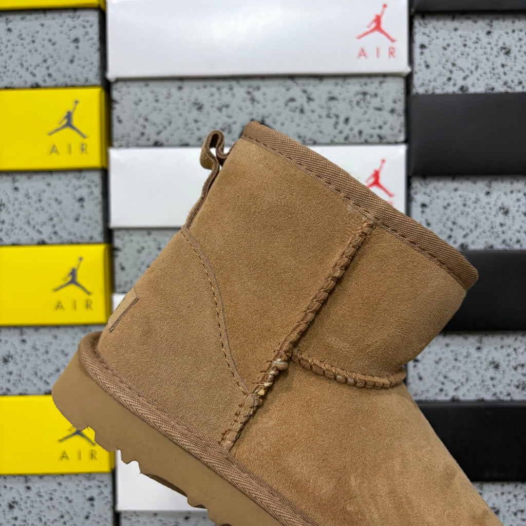 UGG Classic Short Boots – Sand