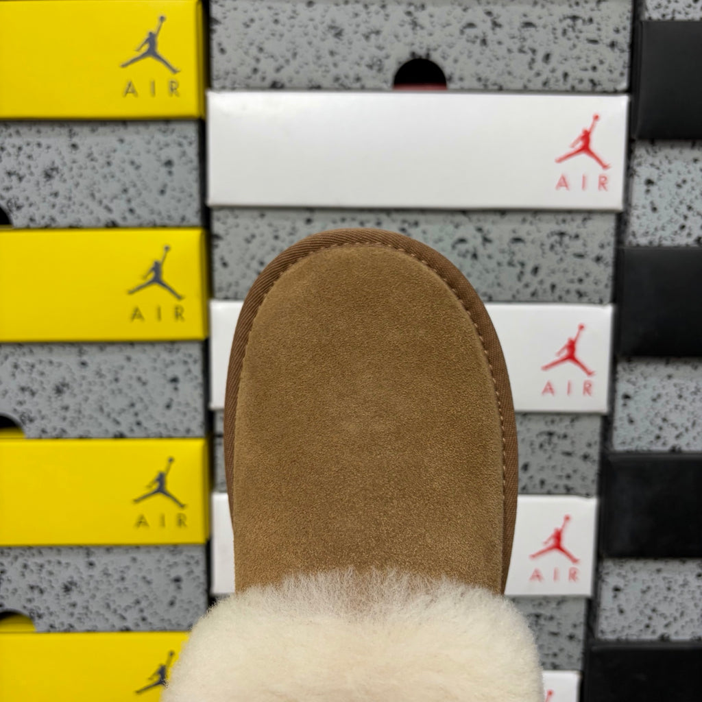 UGG Fluffy-Collar Platform Slip-On Shoes – Chestnut | W1166733