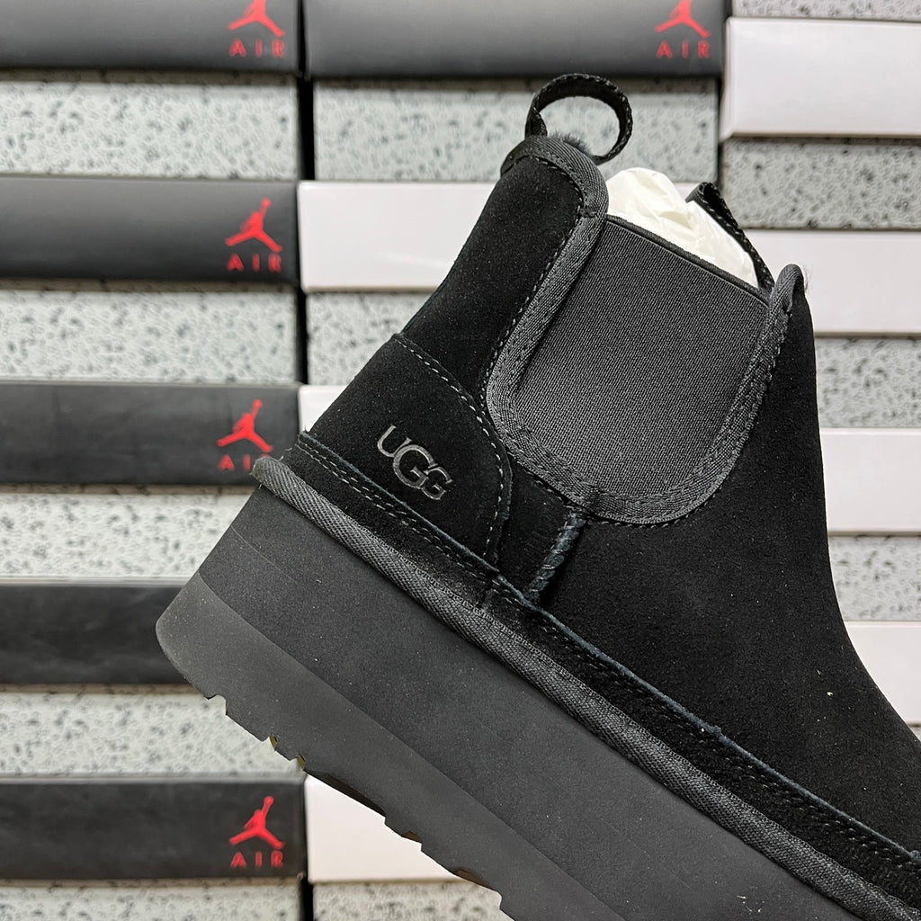 UGG Platform Chelsea Boots – Black