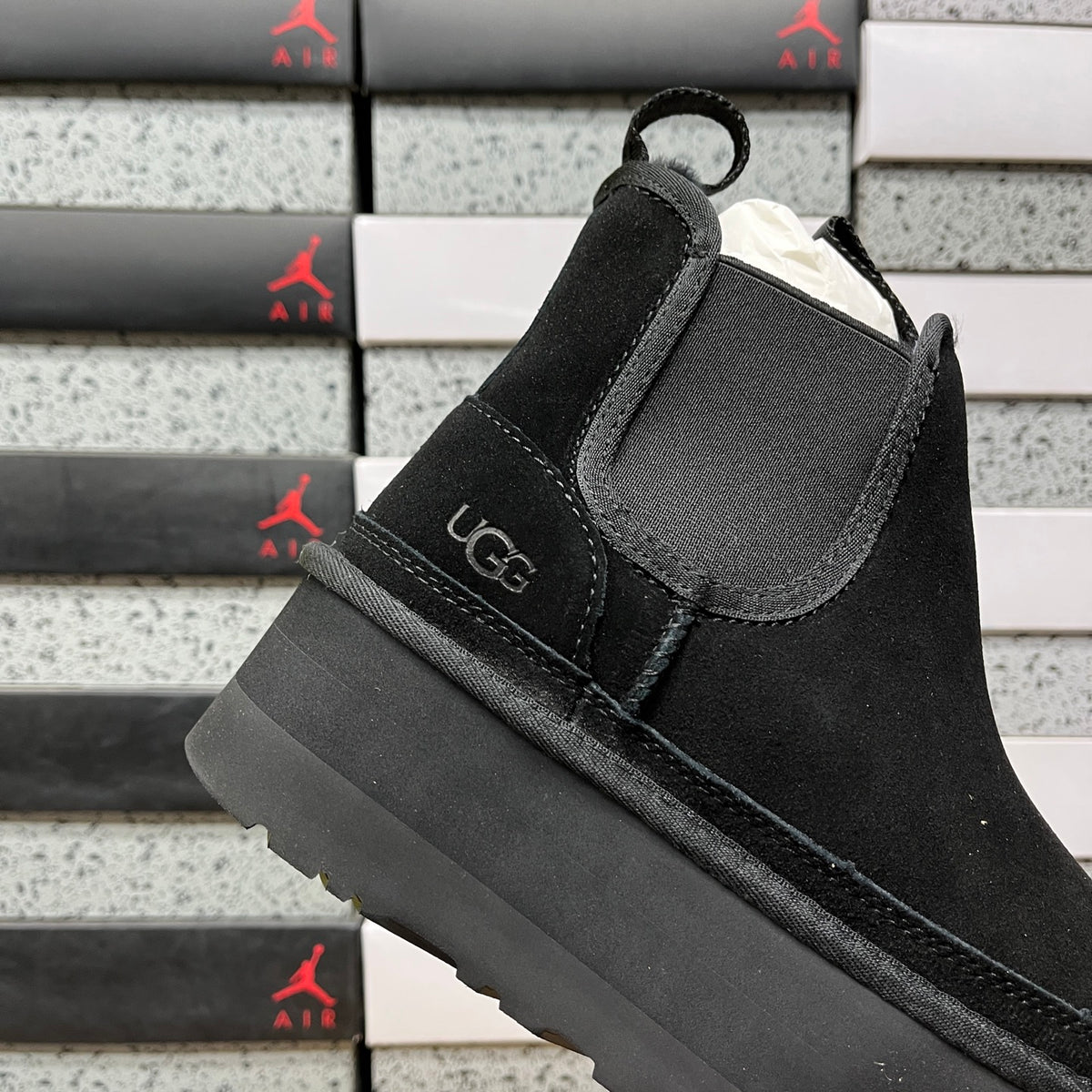UGG Platform Chelsea Boots – Black