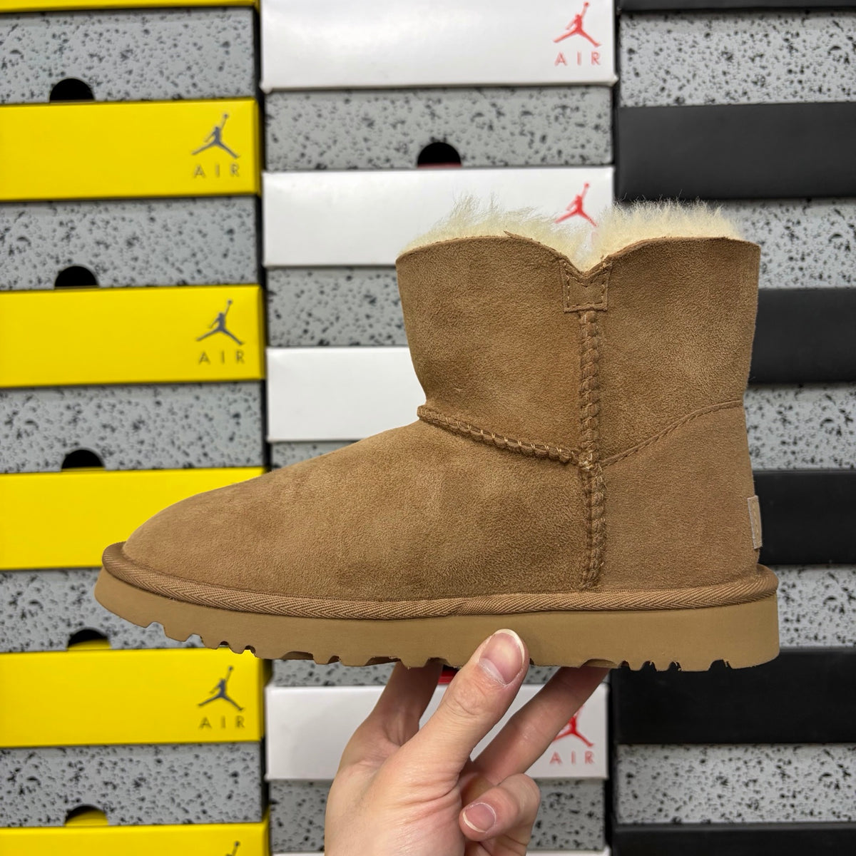 UGG Button-Detail Short Boots – Chestnut