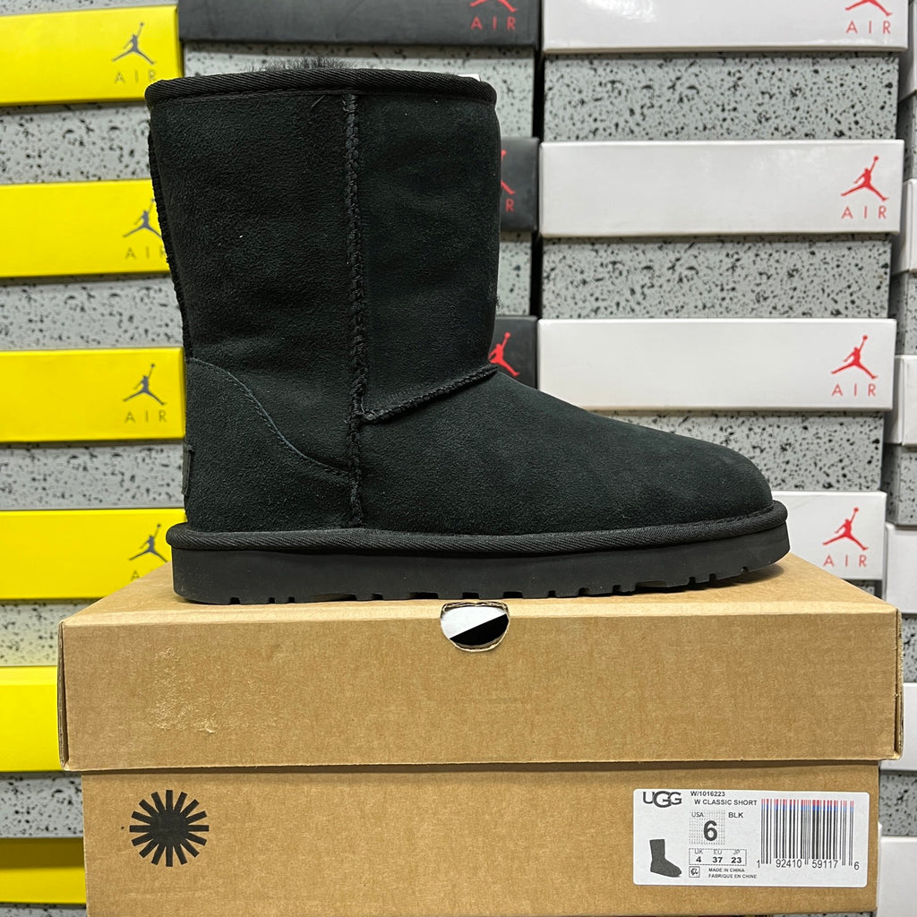 UGG Classic Short Boots – Black