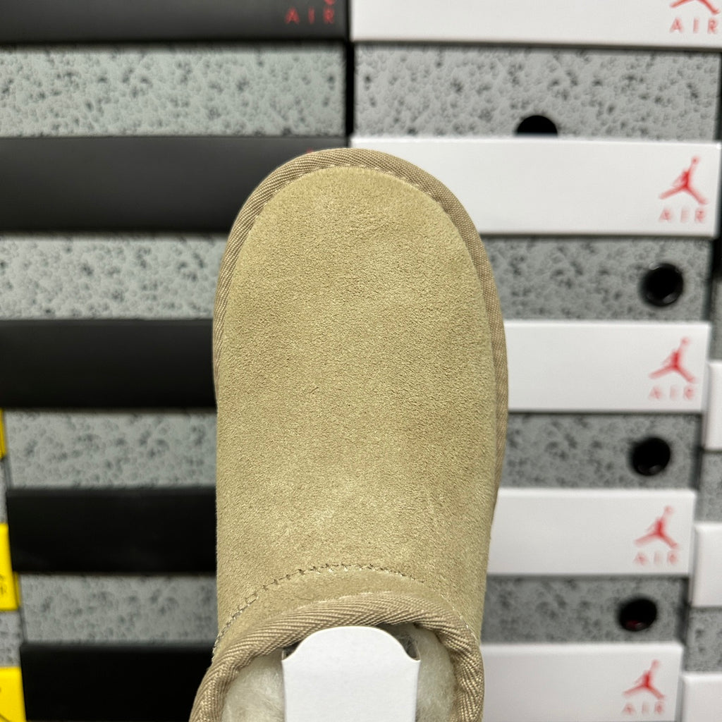 UGG Ultra Mini Platform Boots – Light Olive, 3 cm