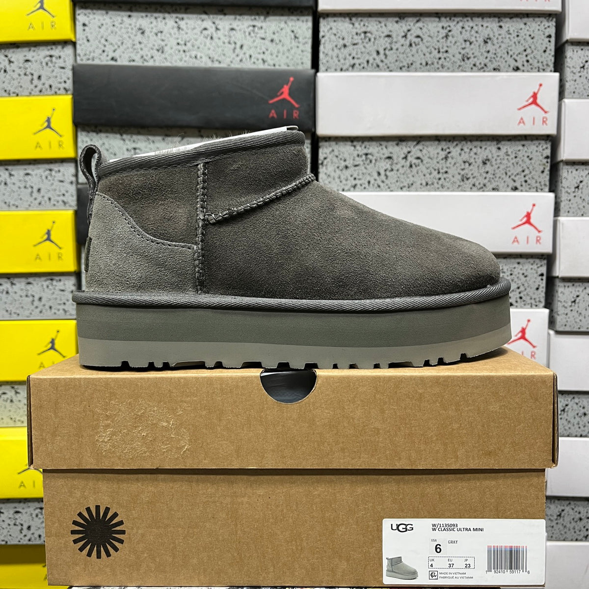 UGG Ultra Mini Platform Boots – Grey