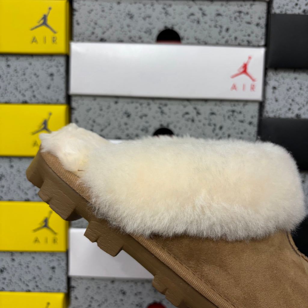 UGG Fluffy-Collar Mule Slippers – Chestnut | 5125