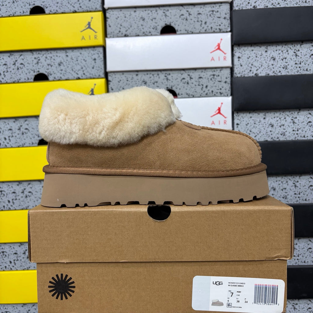 UGG Fluffy-Collar Slip-On Slippers – Chestnut | 4810-3