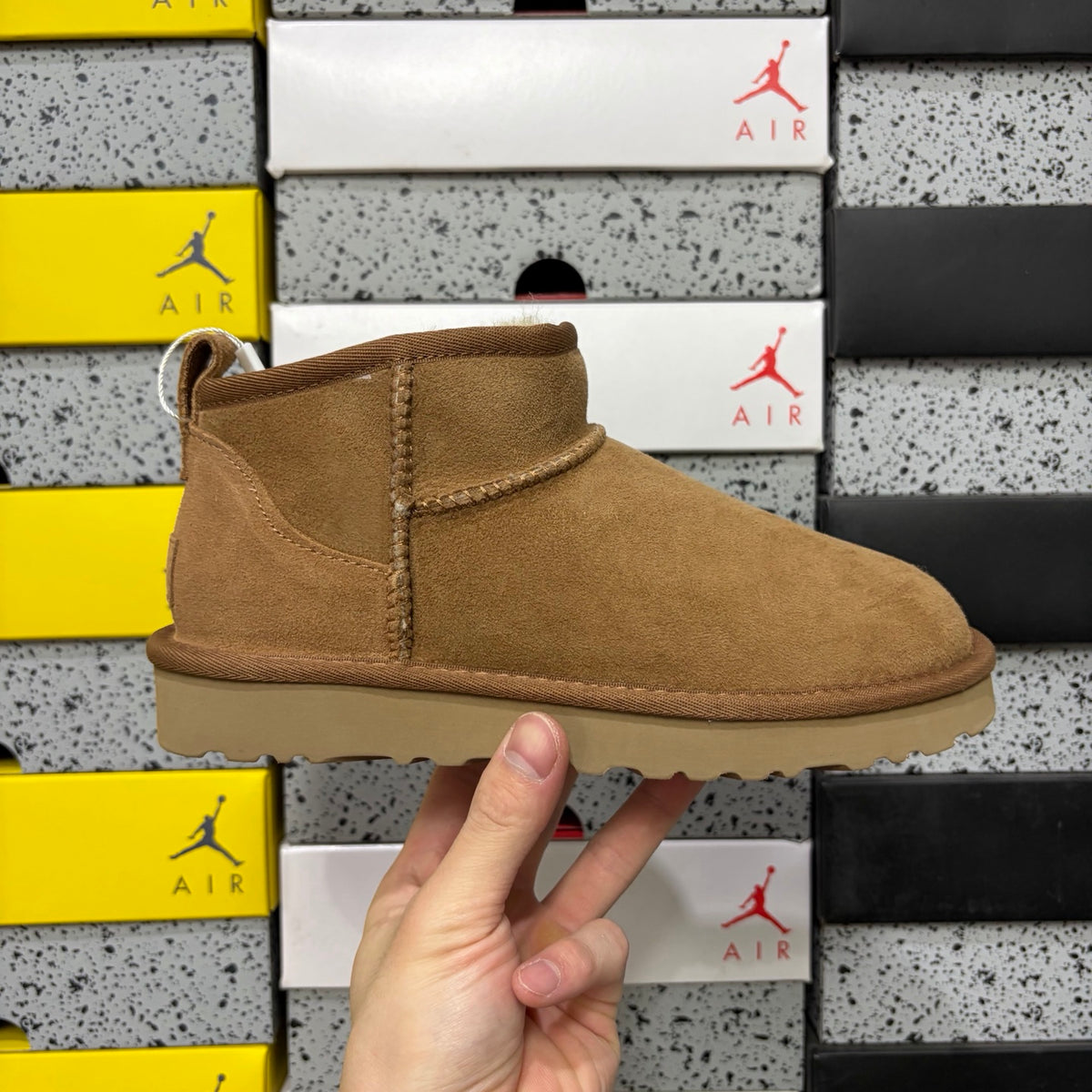 UGG Mini Ankle Boots – Chestnut | W1116109