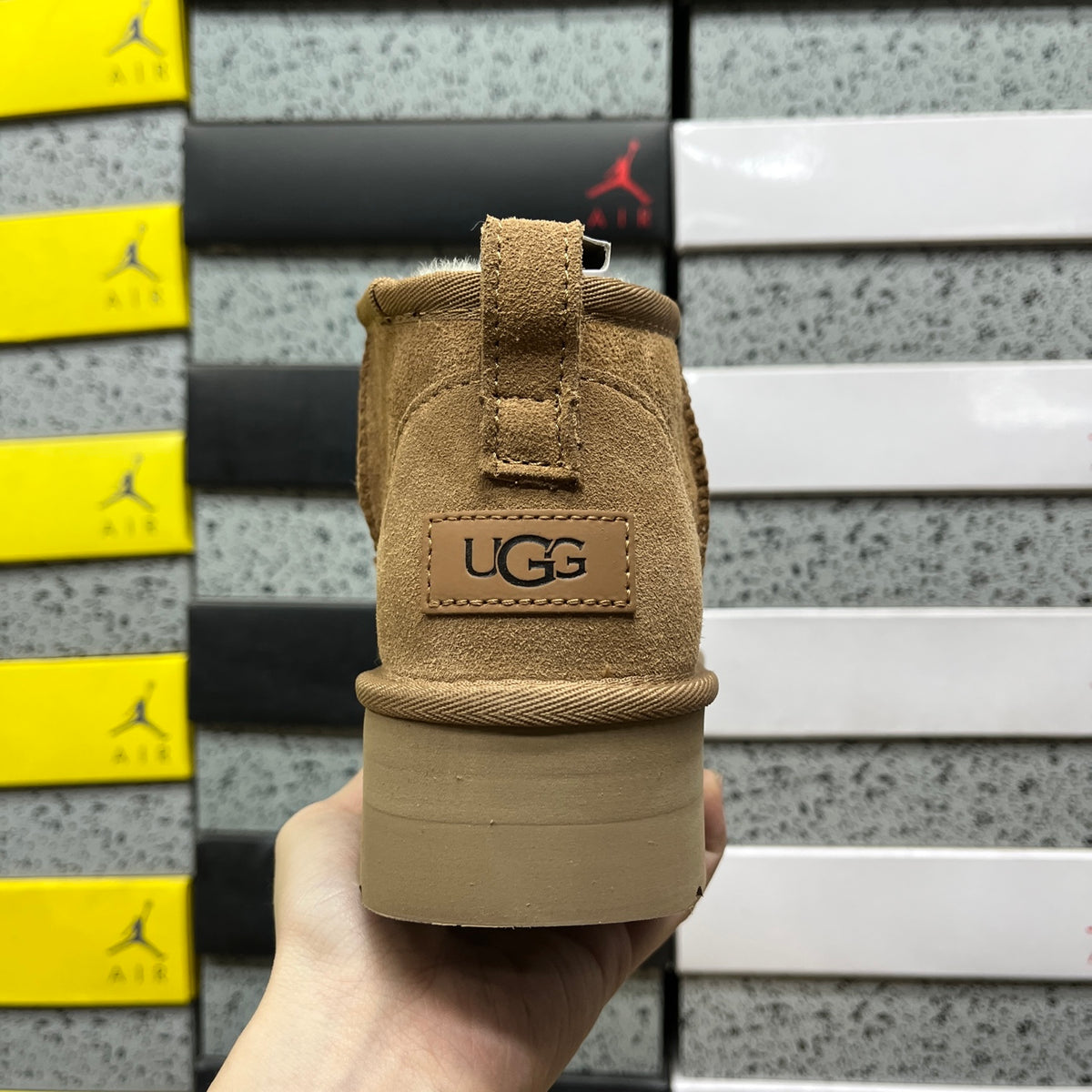 UGG Ultra Mini Platform Boots – Chestnut