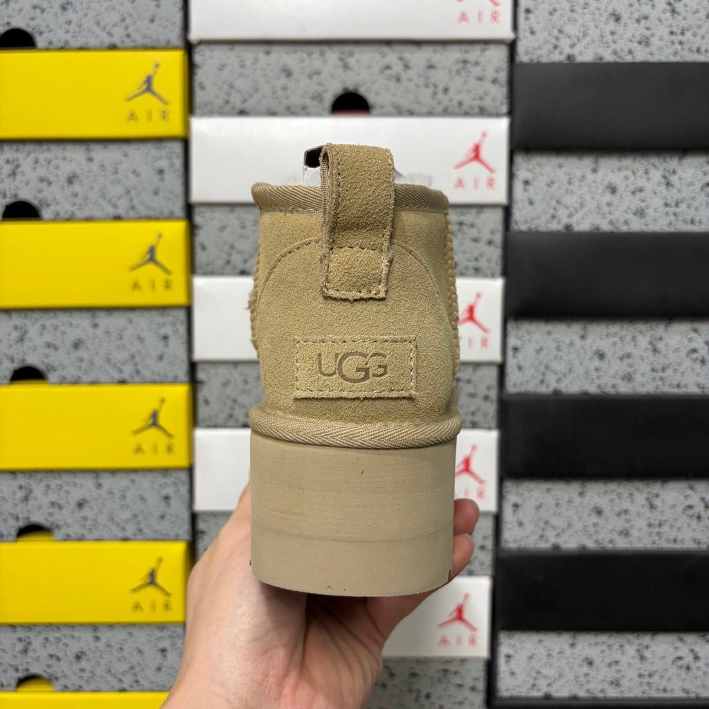 UGG Ultra Mini Platform Boots – Light Olive, 5 cm