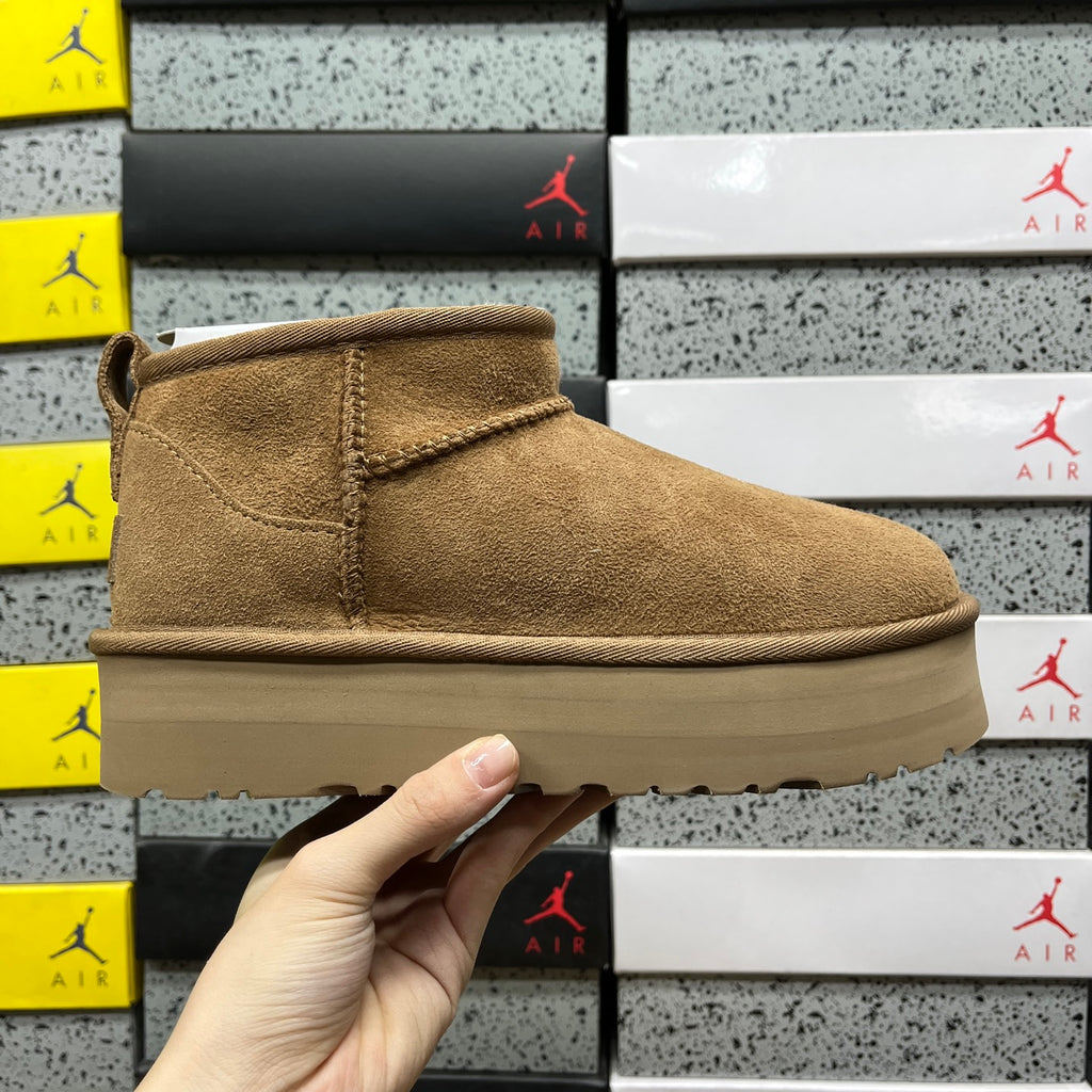 UGG Ultra Mini Platform Boots – Chestnut