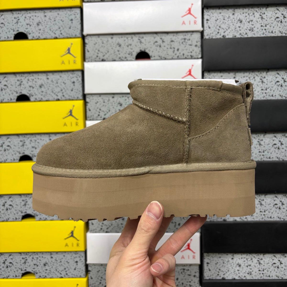 UGG Ultra Mini Platform Boots – Antelope Brown, 5 cm