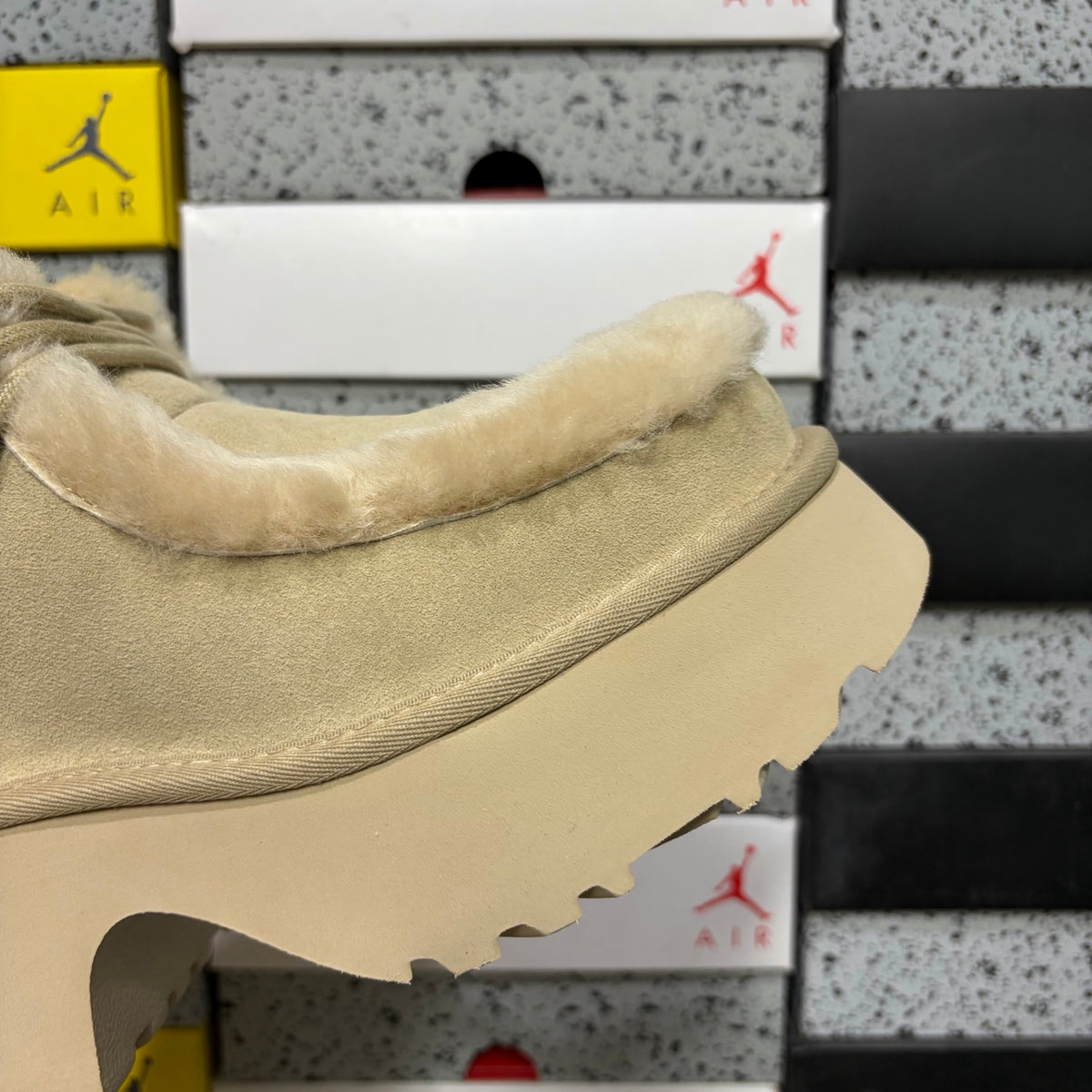 UGG Lace-Up Platform Ankle Boots – Sand | W1171532