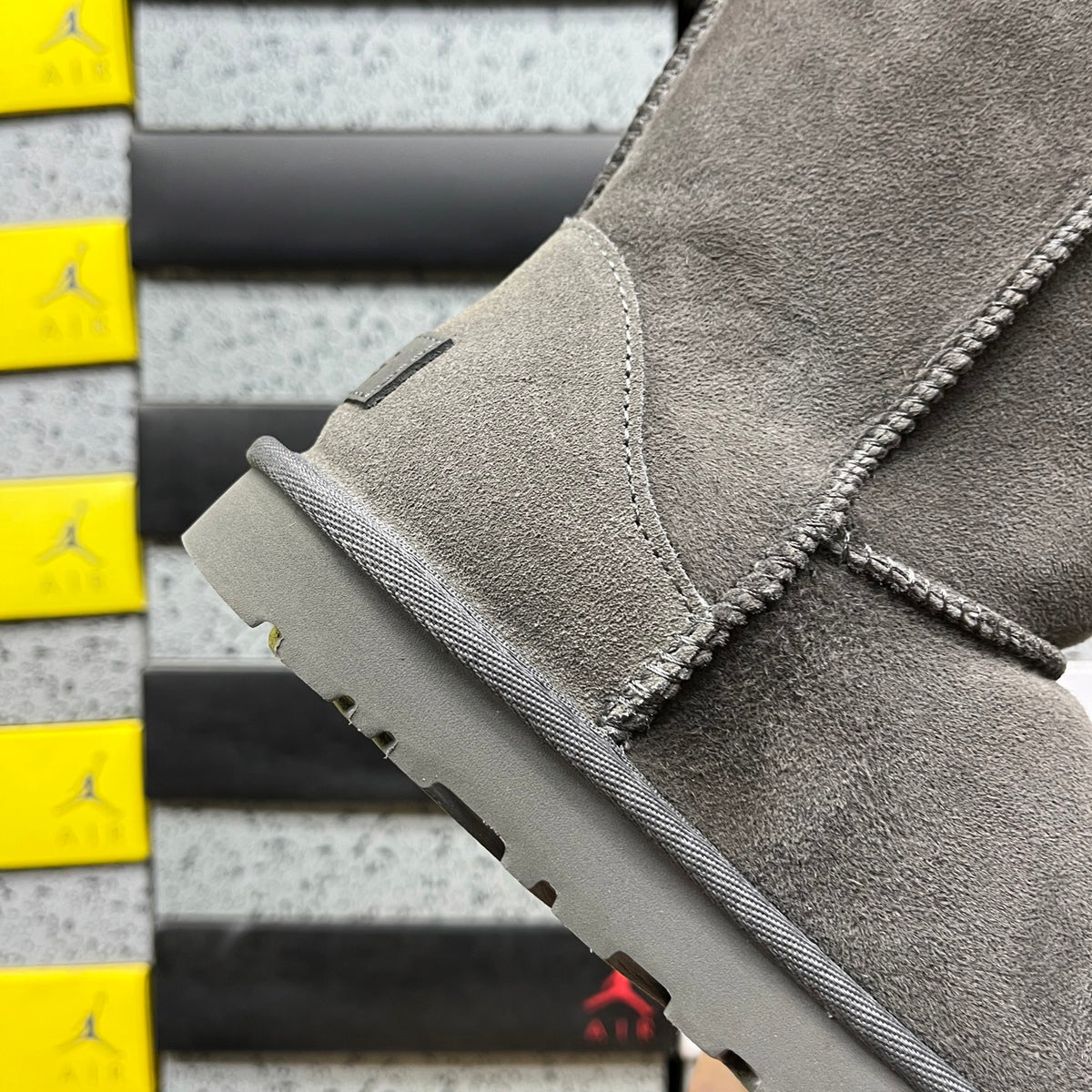 UGG Classic Short Boots – Grey