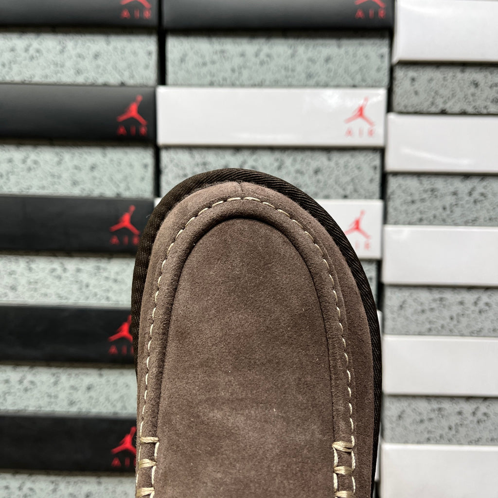 UGG Buckle-Strap Clogs – Dark Brown